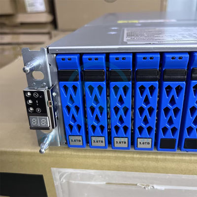 NetApp FAS2720-104-C 10 TB SAS*48 EMM 2 Verstrekken van redundante behuizingsbeheercapaciteit
